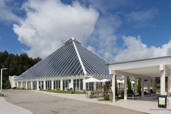 piramide-da-piscina-termica (1)